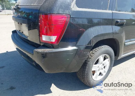 2007 Jeep Grand Cherokee Laredo z USA, uszkodzony, nr VIN 1J8HS48N27C607989